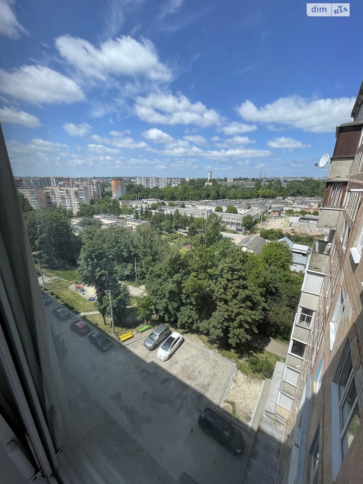 однокімнатна квартира в Тернополі, район Канада, на вул. Генерала Мирона Тарнавського 3 в довготривалу оренду помісячно фото 1 однокімнатна квартира в Тернополі, район Канада, на вул. Генерала Мирона Тарнавського 3 в довготривалу оренду помісячно фото 1