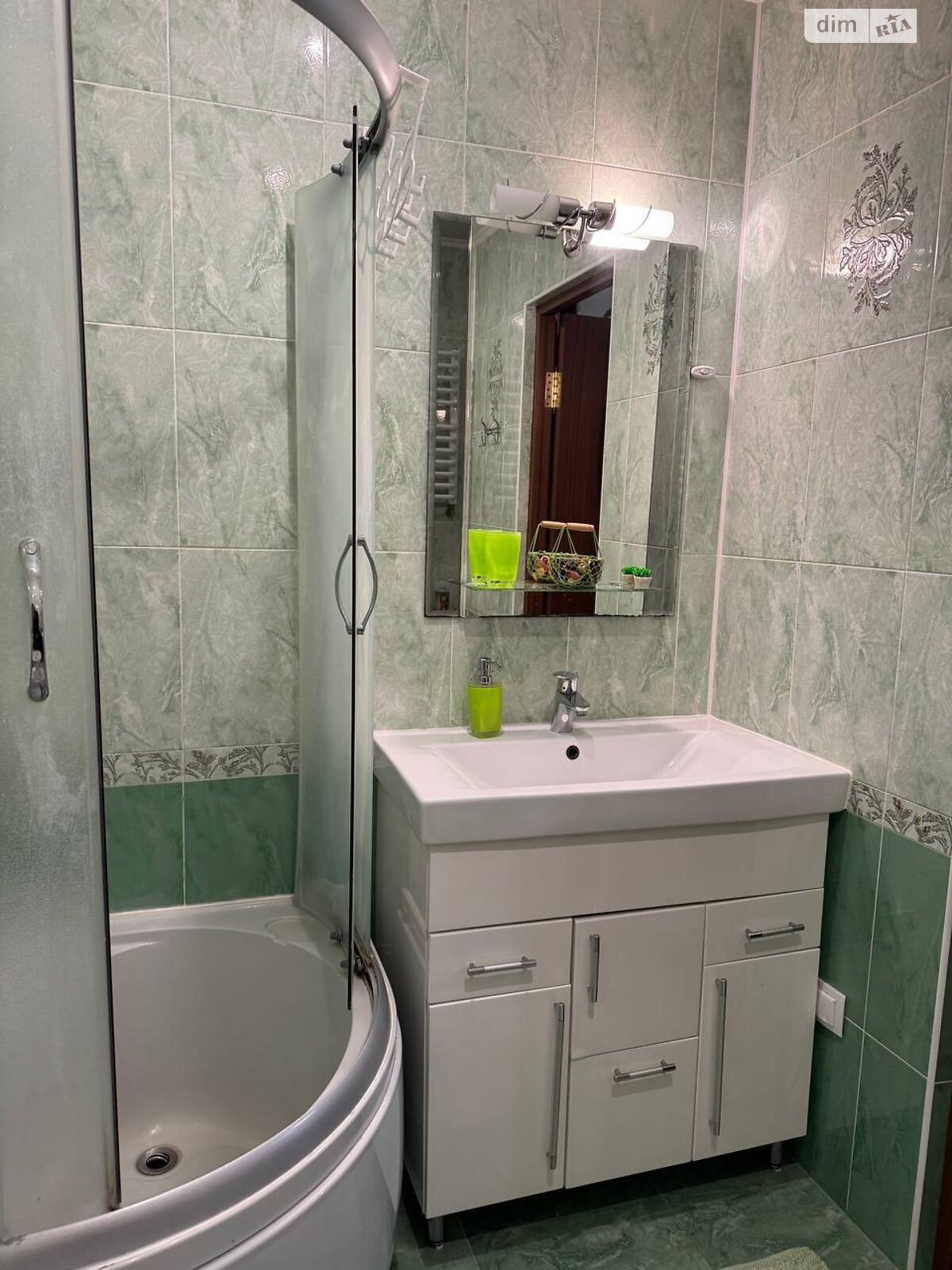 однокомнатная квартира в Тернополе, район Канада, на ул. Лозовецкая 8 в аренду на долгий срок помесячно фото 1 однокомнатная квартира в Тернополе, район Канада, на ул. Лозовецкая 8 в аренду на долгий срок помесячно фото 1