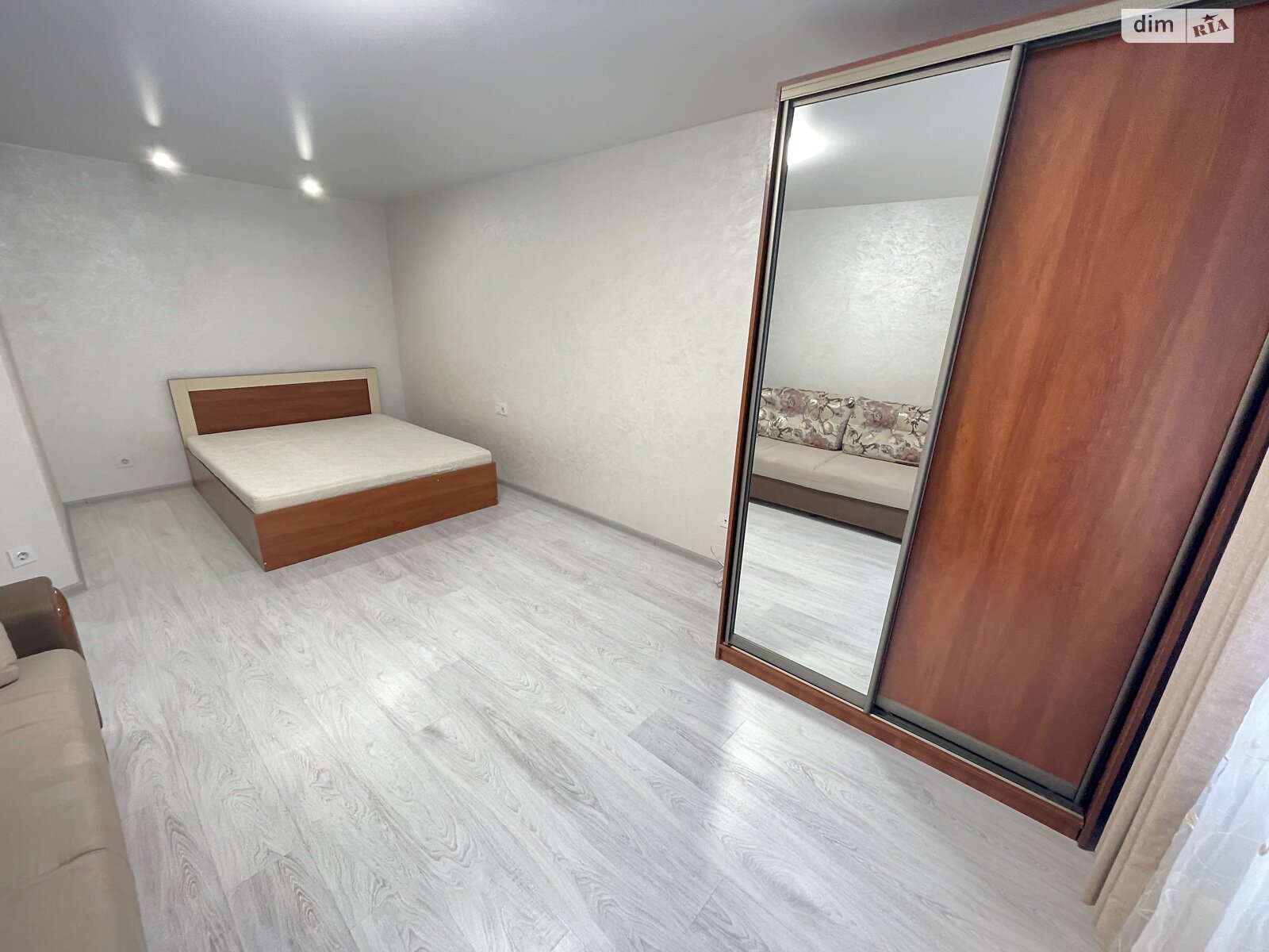 однокомнатная квартира в Тернополе, район Канада, на ул. Репина 83Д в аренду на долгий срок помесячно фото 1