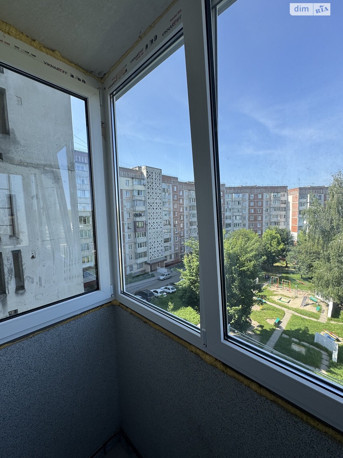 однокімнатна квартира в Тернополі, район Канада, на вул. Вербицького Михайла 1 в довготривалу оренду помісячно фото 1 однокімнатна квартира в Тернополі, район Канада, на вул. Вербицького Михайла 1 в довготривалу оренду помісячно фото 1