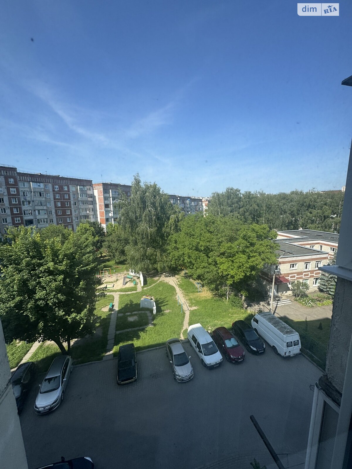 однокімнатна квартира в Тернополі, район Канада, на вул. Вербицького Михайла 1 в довготривалу оренду помісячно фото 1 однокімнатна квартира в Тернополі, район Канада, на вул. Вербицького Михайла 1 в довготривалу оренду помісячно фото 1