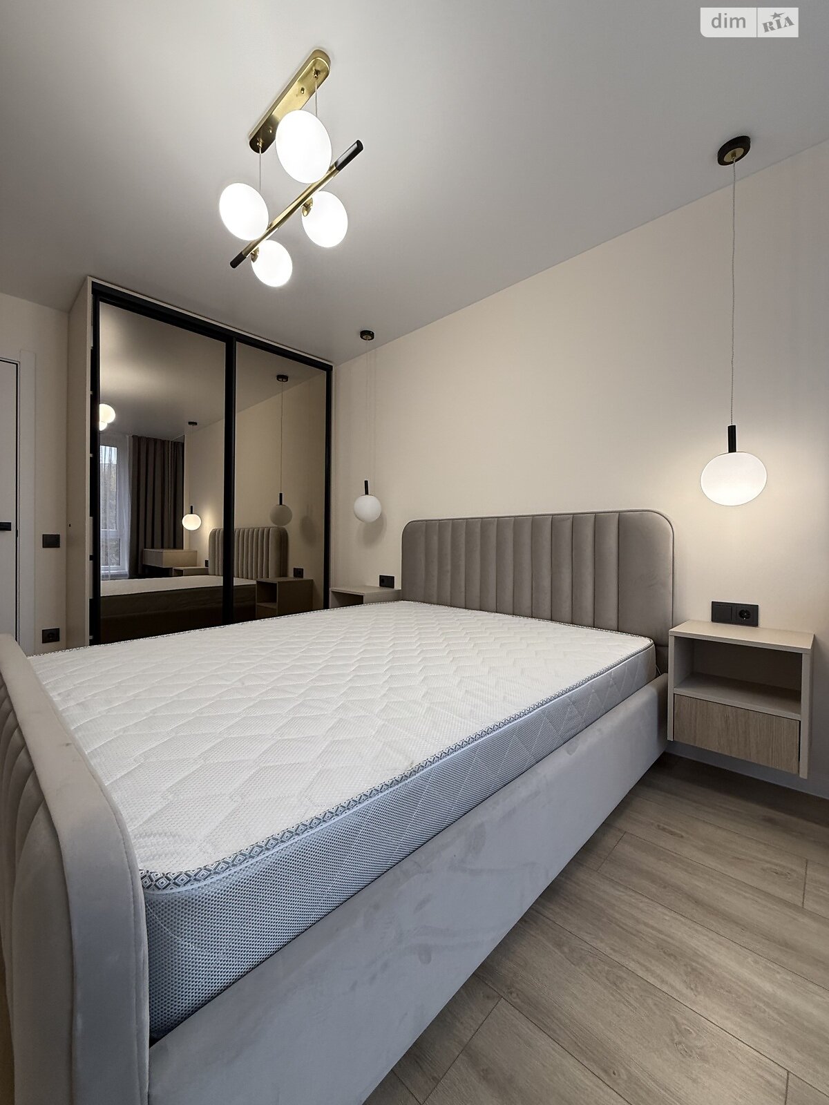 однокімнатна квартира в Тернополі, район Канада, на вул. Вербицького Михайла 7А в довготривалу оренду помісячно фото 1 однокімнатна квартира в Тернополі, район Канада, на вул. Вербицького Михайла 7А в довготривалу оренду помісячно фото 1