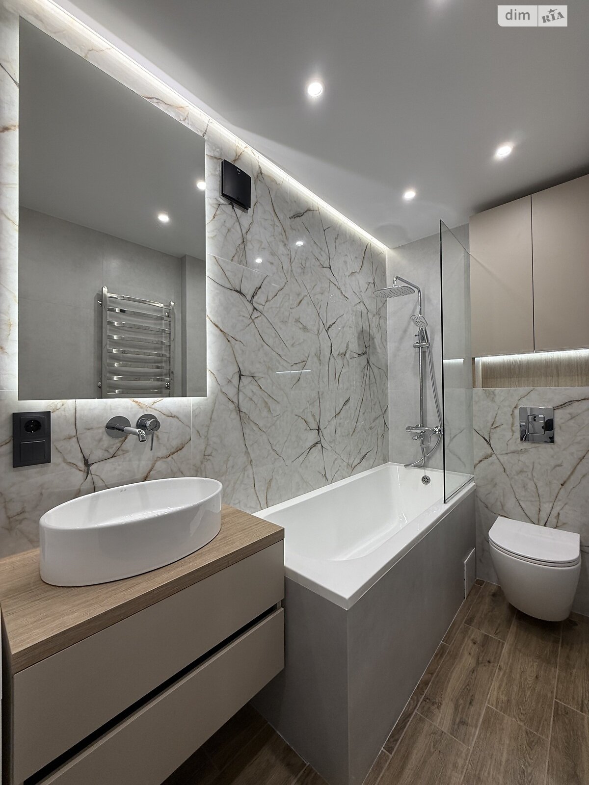 однокімнатна квартира в Тернополі, район Канада, на вул. Вербицького Михайла 7А в довготривалу оренду помісячно фото 1 однокімнатна квартира в Тернополі, район Канада, на вул. Вербицького Михайла 7А в довготривалу оренду помісячно фото 1