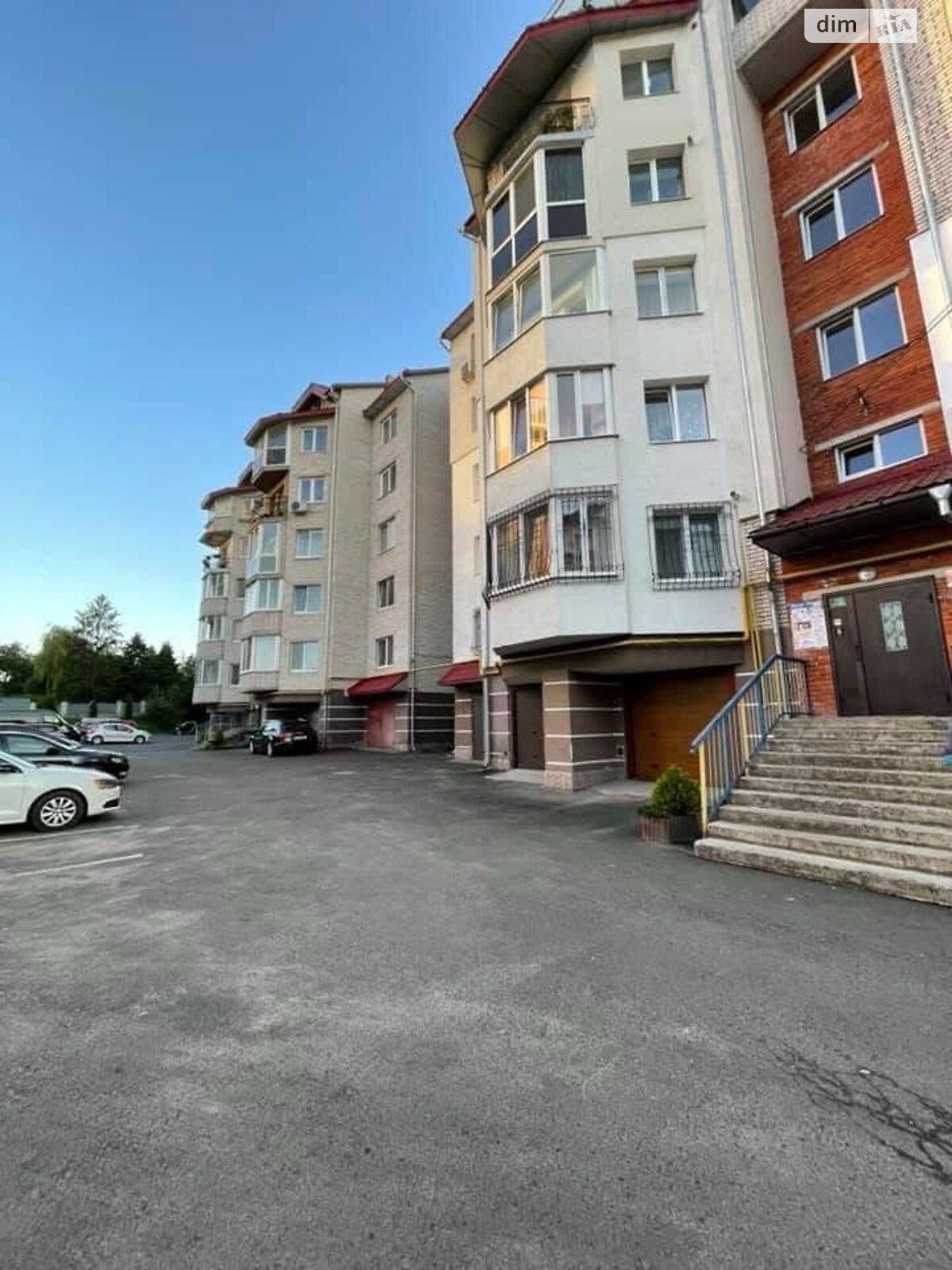 двухкомнатная квартира в Тернополе, район Канада, на ул. Вербицкого Михаила 12 в аренду на долгий срок помесячно фото 1