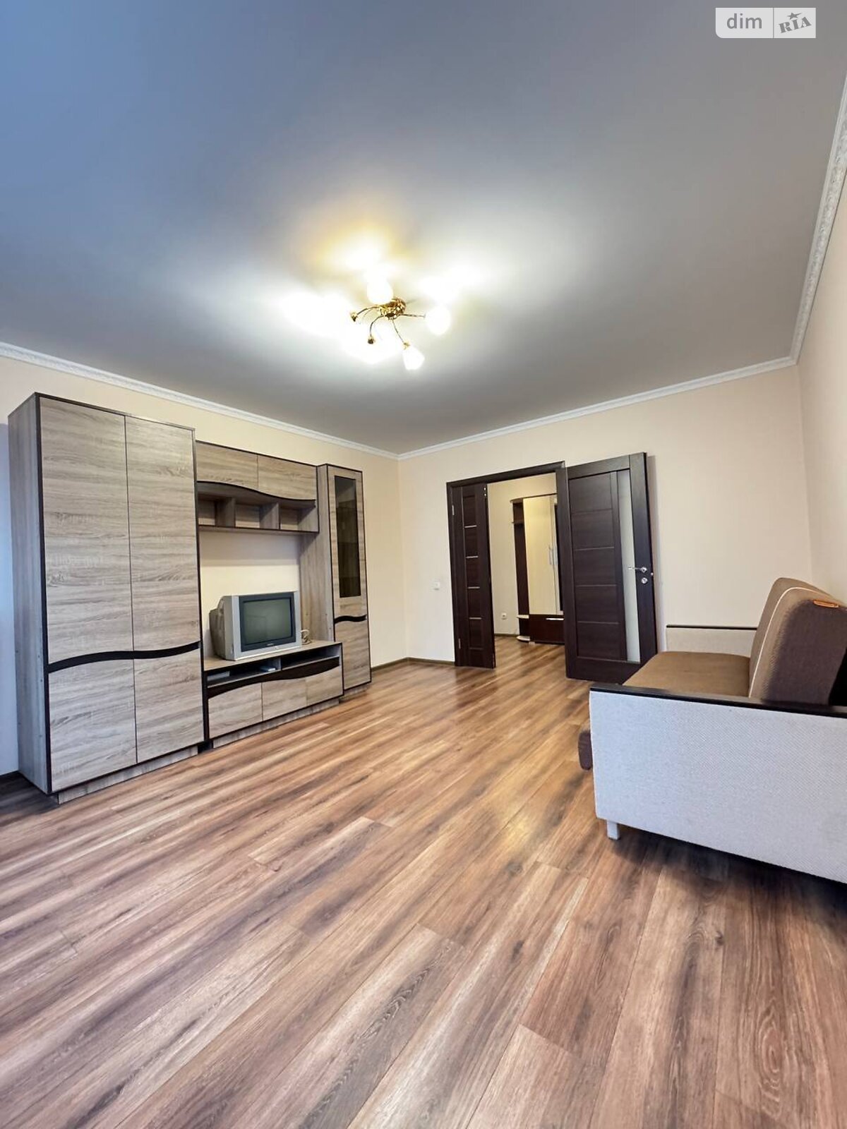 двухкомнатная квартира в Тернополе, район Канада, на ул. Вербицкого Михаила 12 в аренду на долгий срок помесячно фото 1