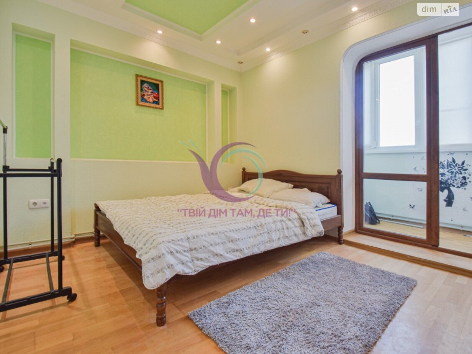 трехкомнатная квартира с мебелью в Тернополе, район Канада, на ул. Зеленая в аренду на долгий срок помесячно фото 1