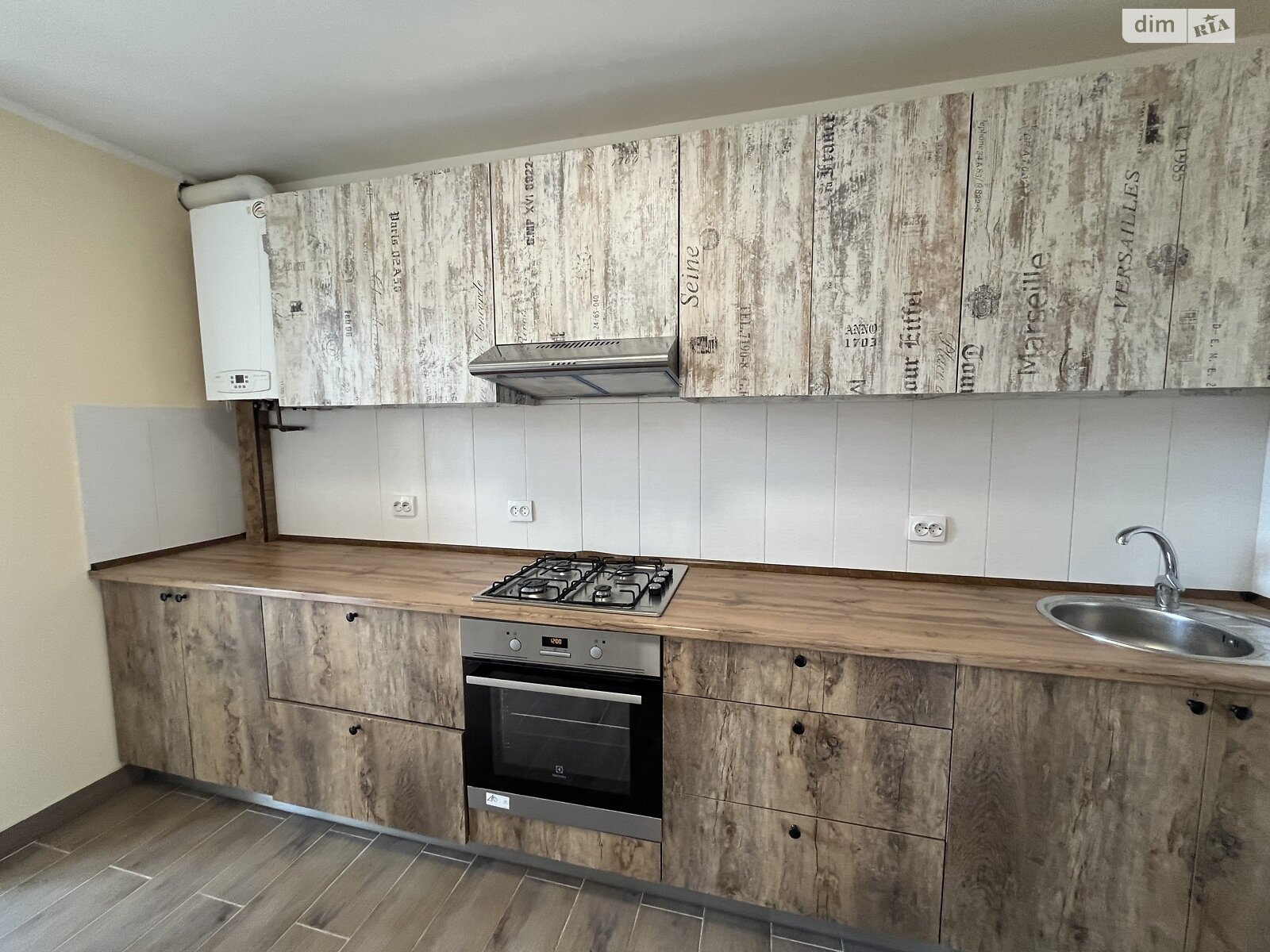 однокімнатна квартира в Тернополі, район Канада, на просп. Злуки в довготривалу оренду помісячно фото 1