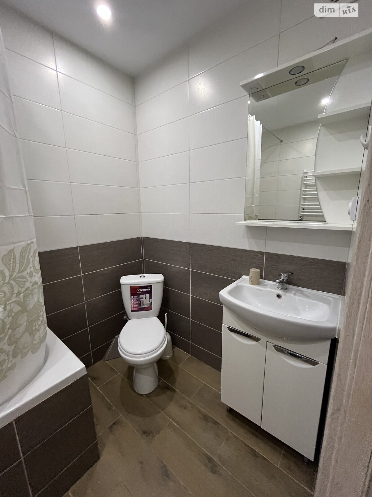 однокімнатна квартира в Тернополі, район Канада, на просп. Злуки в довготривалу оренду помісячно фото 1