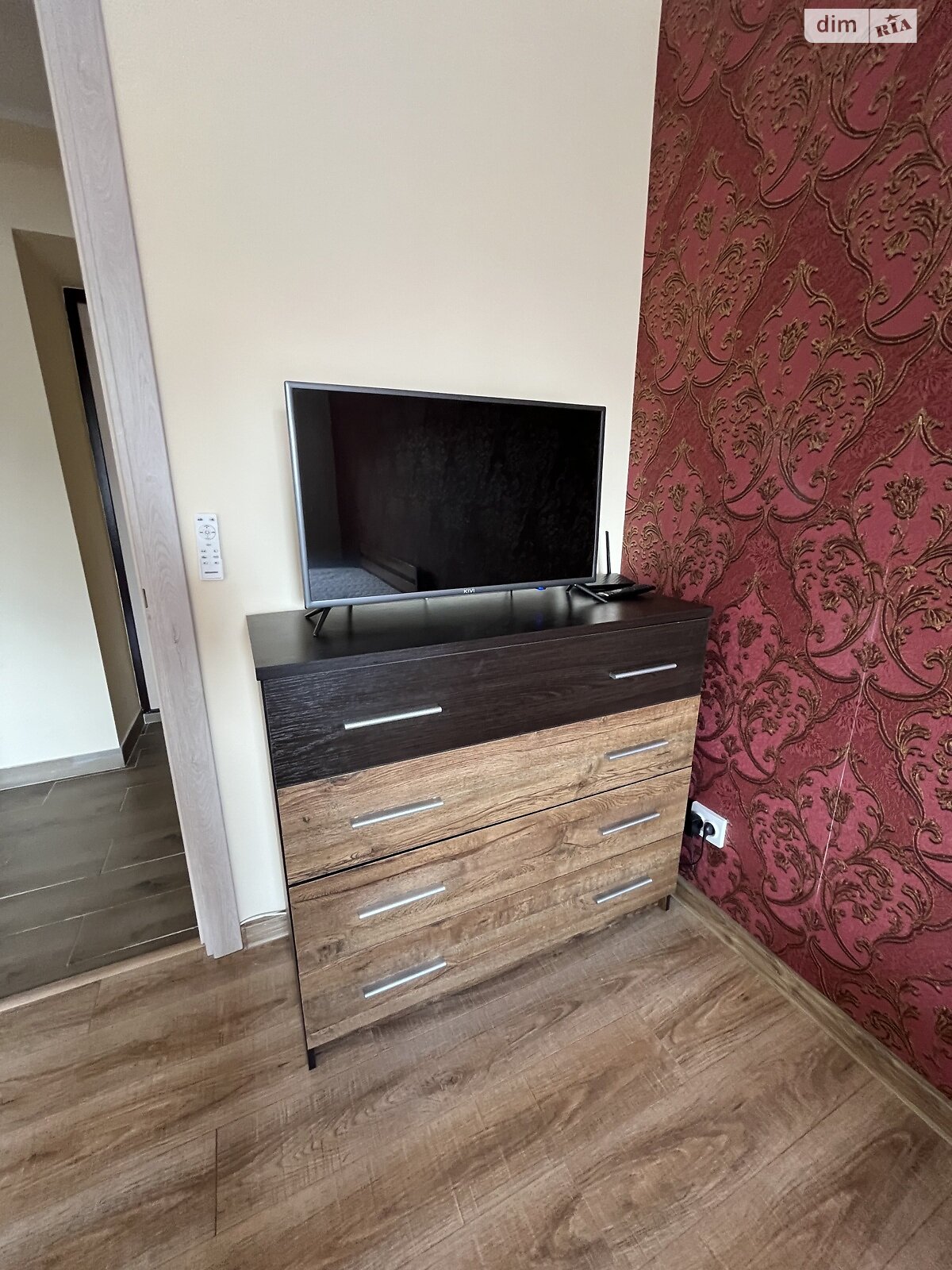 однокімнатна квартира в Тернополі, район Канада, на просп. Злуки в довготривалу оренду помісячно фото 1