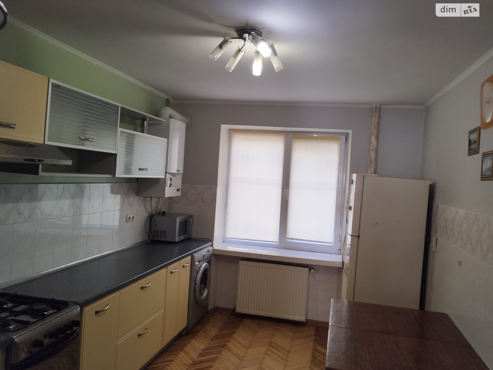 трикімнатна квартира в Тернополі, район Кутківці, на вул. Золотогірська в довготривалу оренду помісячно фото 1 трикімнатна квартира в Тернополі, район Кутківці, на вул. Золотогірська в довготривалу оренду помісячно фото 1