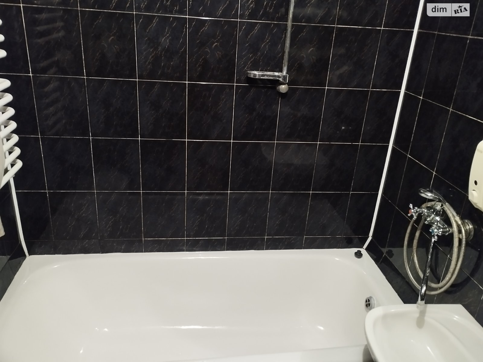 трикімнатна квартира в Тернополі, район Кутківці, на вул. Золотогірська в довготривалу оренду помісячно фото 1 трикімнатна квартира в Тернополі, район Кутківці, на вул. Золотогірська в довготривалу оренду помісячно фото 1