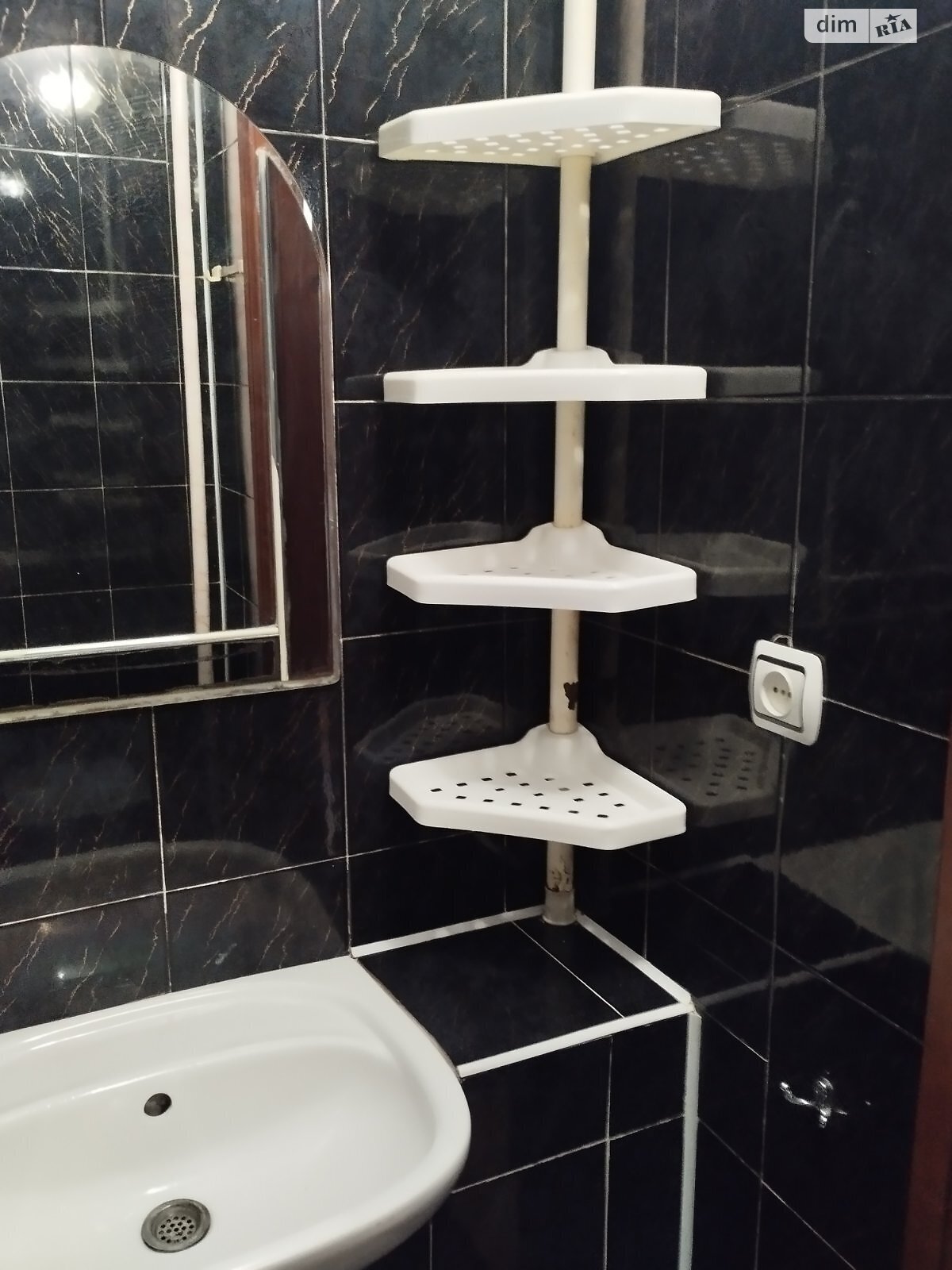 трикімнатна квартира в Тернополі, район Кутківці, на вул. Золотогірська в довготривалу оренду помісячно фото 1 трикімнатна квартира в Тернополі, район Кутківці, на вул. Золотогірська в довготривалу оренду помісячно фото 1