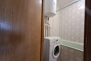 трикімнатна квартира в Тернополі, на вул. Медова 3 в довготривалу оренду помісячно фото 2