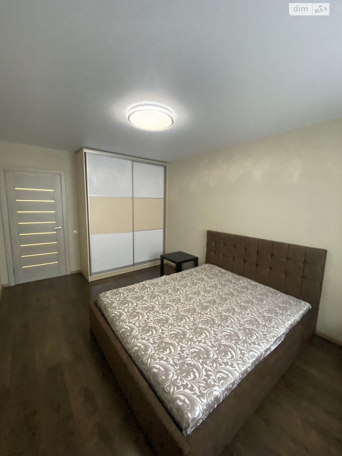 двухкомнатная квартира в Тернополе, район Микрорайон №6, на ул. Галицкая в аренду на долгий срок помесячно фото 1