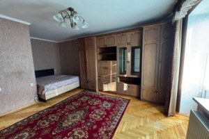 однокомнатная квартира в Тернополе, район Молодежный, на ул. 15-го Апреля в аренду на долгий срок помесячно фото 2