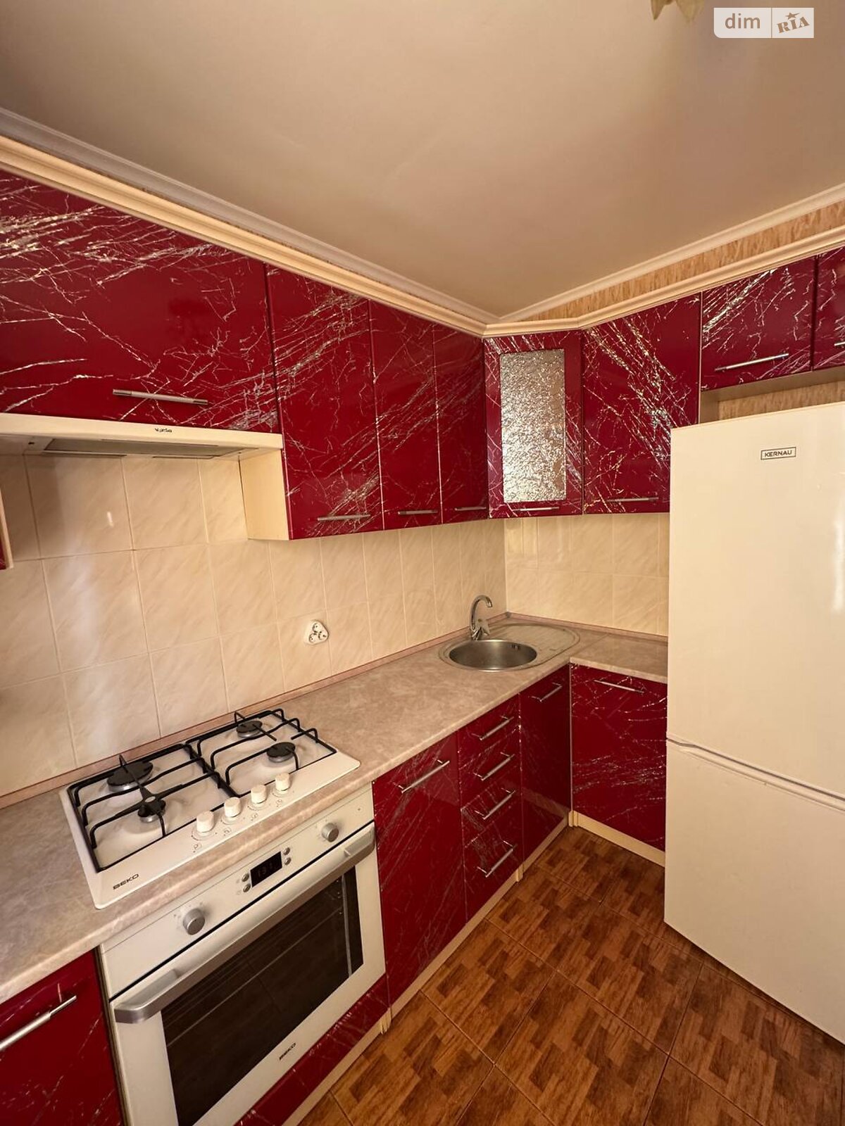 однокомнатная квартира в Тернополе, район Молодежный, на ул. 15-го Апреля в аренду на долгий срок помесячно фото 1