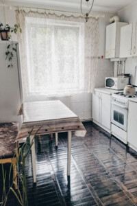 двухкомнатная квартира в Тернополе, район Молодежный, на ул. 15-го Апреля 31 в аренду на долгий срок помесячно фото 2 двухкомнатная квартира в Тернополе, район Молодежный, на ул. 15-го Апреля 31 в аренду на долгий срок помесячно фото 2