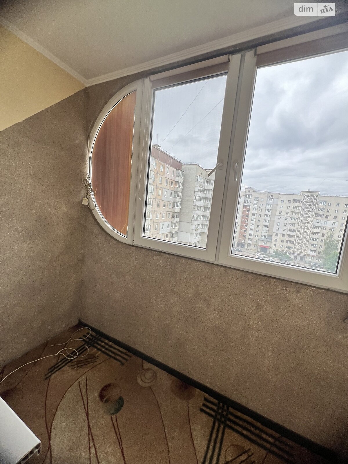 трехкомнатная квартира в Тернополе, район Молодежный, на ул. Киевская 9 в аренду на долгий срок помесячно фото 1 трехкомнатная квартира в Тернополе, район Молодежный, на ул. Киевская 9 в аренду на долгий срок помесячно фото 1