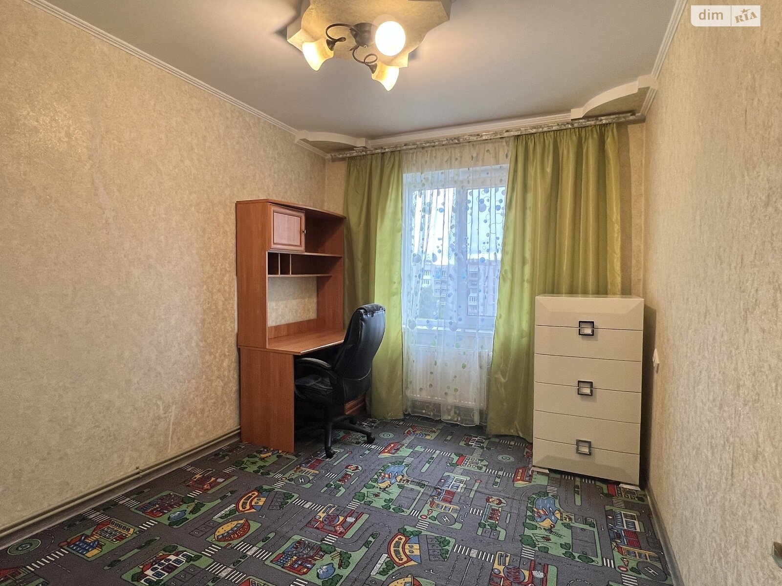 трехкомнатная квартира в Тернополе, район Молодежный, на ул. Киевская 9 в аренду на долгий срок помесячно фото 1 трехкомнатная квартира в Тернополе, район Молодежный, на ул. Киевская 9 в аренду на долгий срок помесячно фото 1