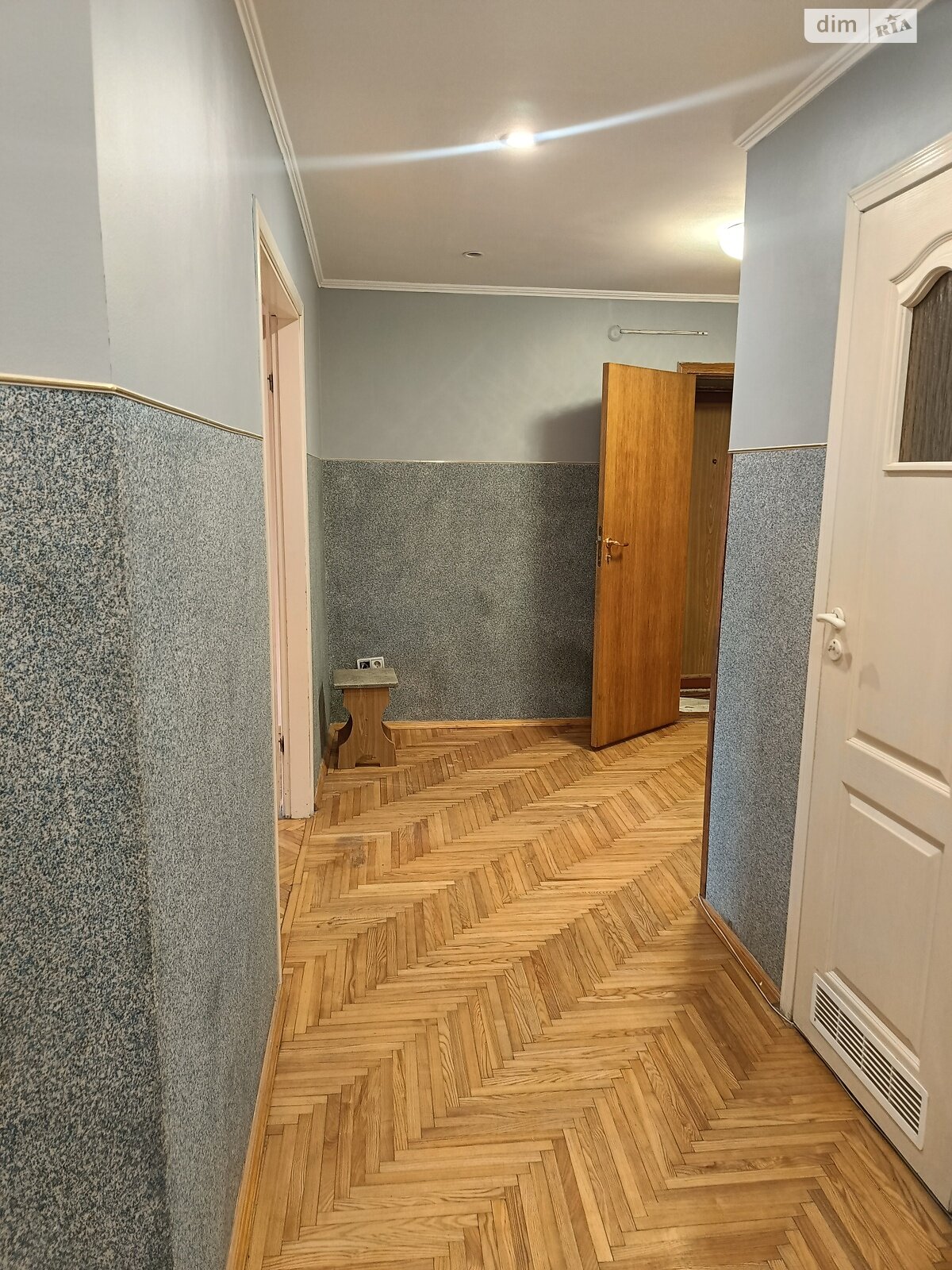 трикімнатна квартира в Тернополі, район Молодіжний, на вул. Київська 11 в довготривалу оренду помісячно фото 1 трикімнатна квартира в Тернополі, район Молодіжний, на вул. Київська 11 в довготривалу оренду помісячно фото 1