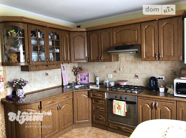 двухкомнатная квартира с мебелью в Тернополе, район Новый свет, на ул. Новый Свет в аренду на долгий срок помесячно фото 1 двухкомнатная квартира с мебелью в Тернополе, район Новый свет, на ул. Новый Свет в аренду на долгий срок помесячно фото 1