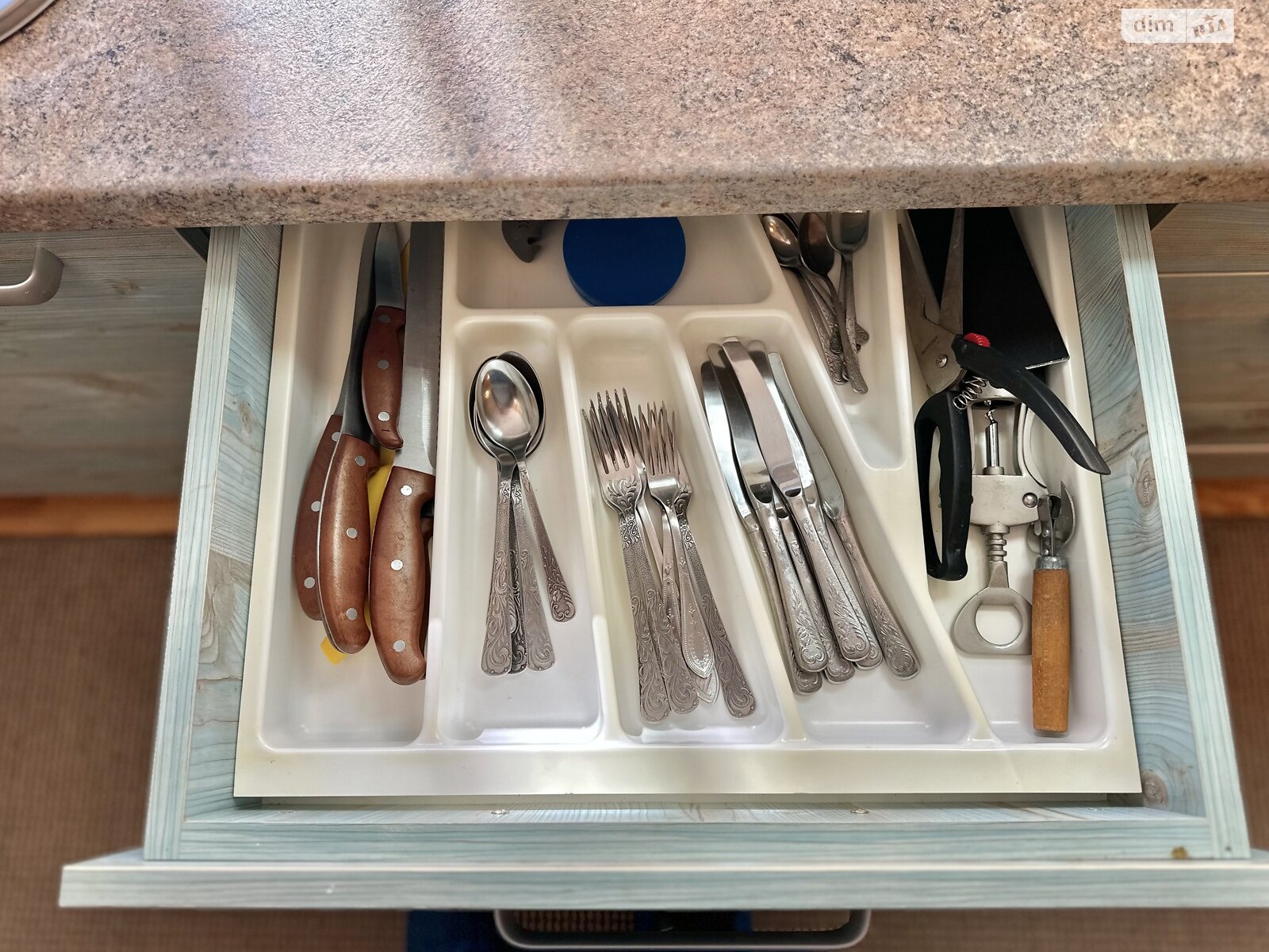 двухкомнатная квартира в Тернополе, район Новый свет, на ул. Новый Свет в аренду на долгий срок помесячно фото 1 двухкомнатная квартира в Тернополе, район Новый свет, на ул. Новый Свет в аренду на долгий срок помесячно фото 1