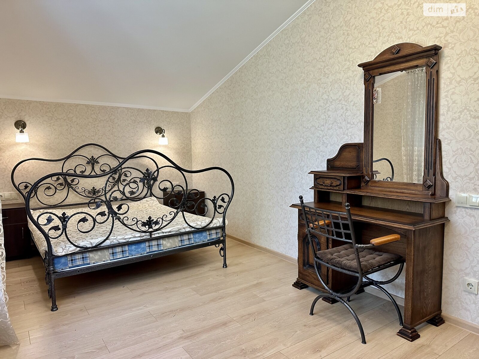 двухкомнатная квартира в Тернополе, район Новый свет, на ул. Новый Свет в аренду на долгий срок помесячно фото 1 двухкомнатная квартира в Тернополе, район Новый свет, на ул. Новый Свет в аренду на долгий срок помесячно фото 1