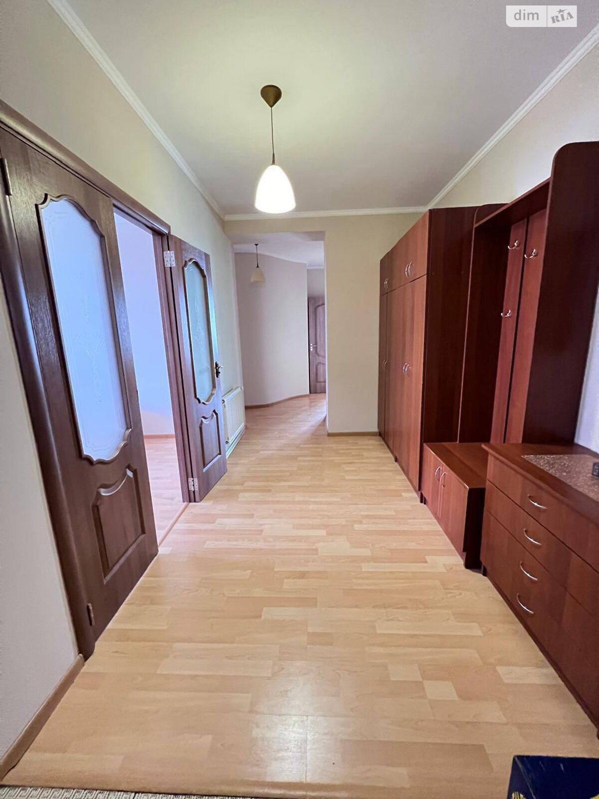 трикімнатна квартира в Тернополі, район Новий світ, на вул. Вільхова в довготривалу оренду помісячно фото 1 трикімнатна квартира в Тернополі, район Новий світ, на вул. Вільхова в довготривалу оренду помісячно фото 1