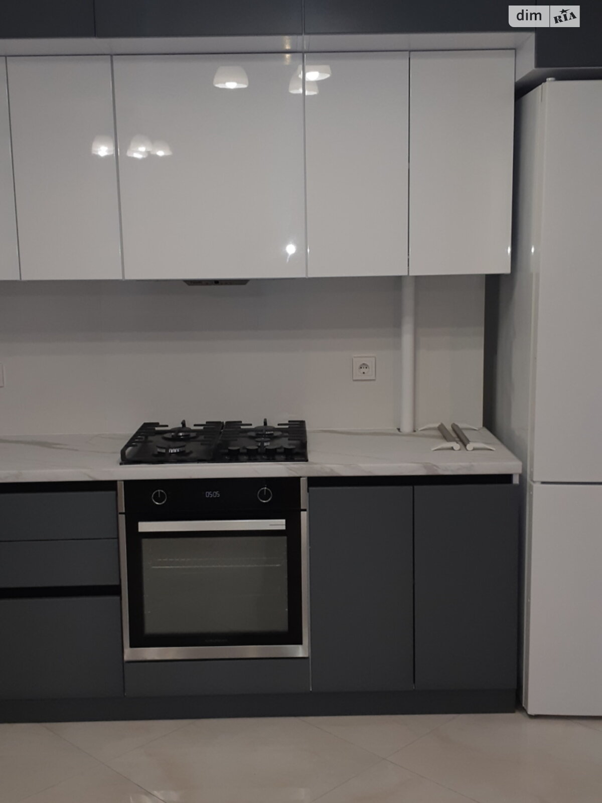 двокімнатна квартира в Тернополі, район Оболоня, на вул. Білогірська в довготривалу оренду помісячно фото 1