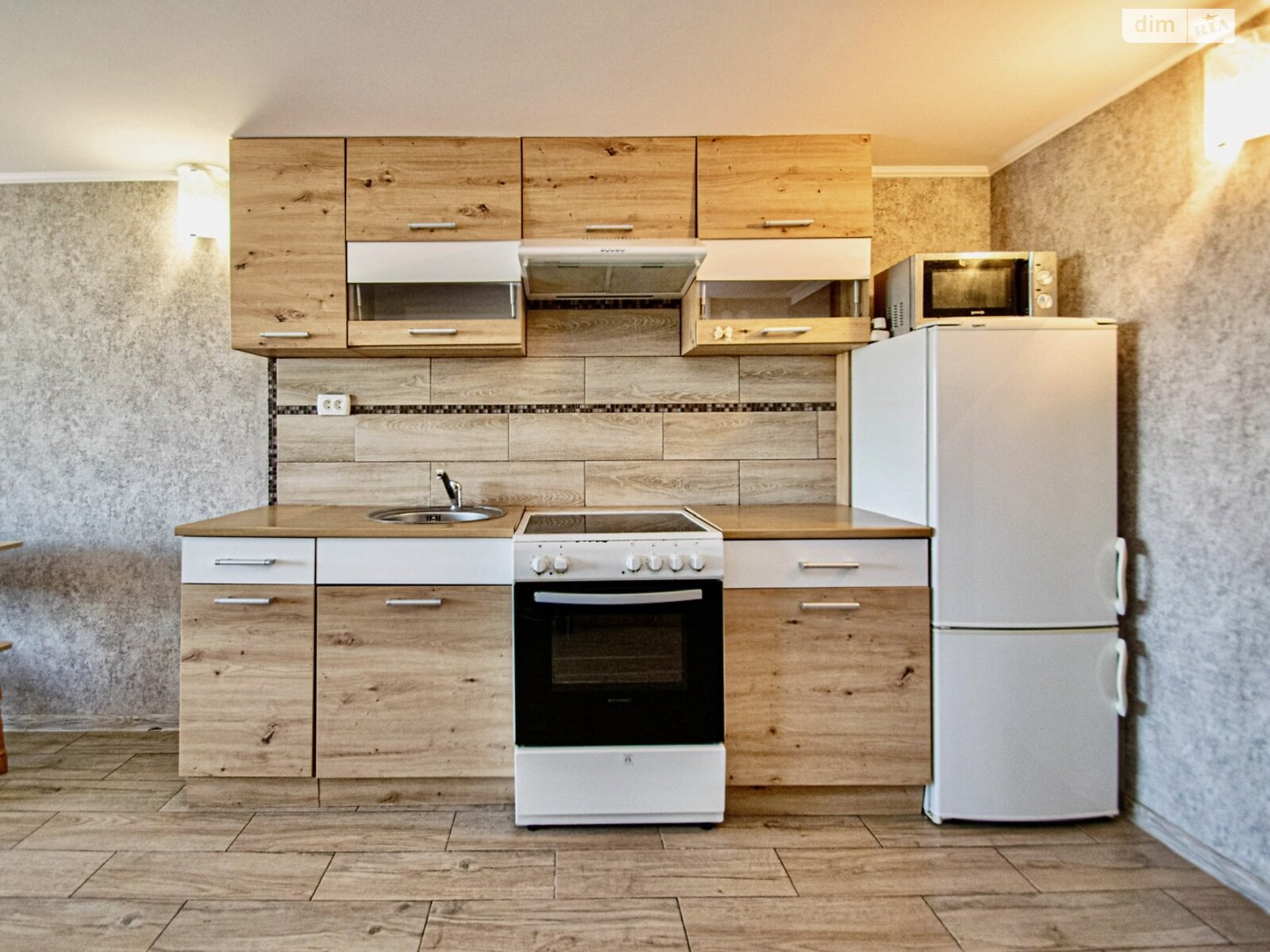 однокомнатная квартира в Тернополе, район Оболоня, на ул. Белогорская 18Б в аренду на долгий срок помесячно фото 1