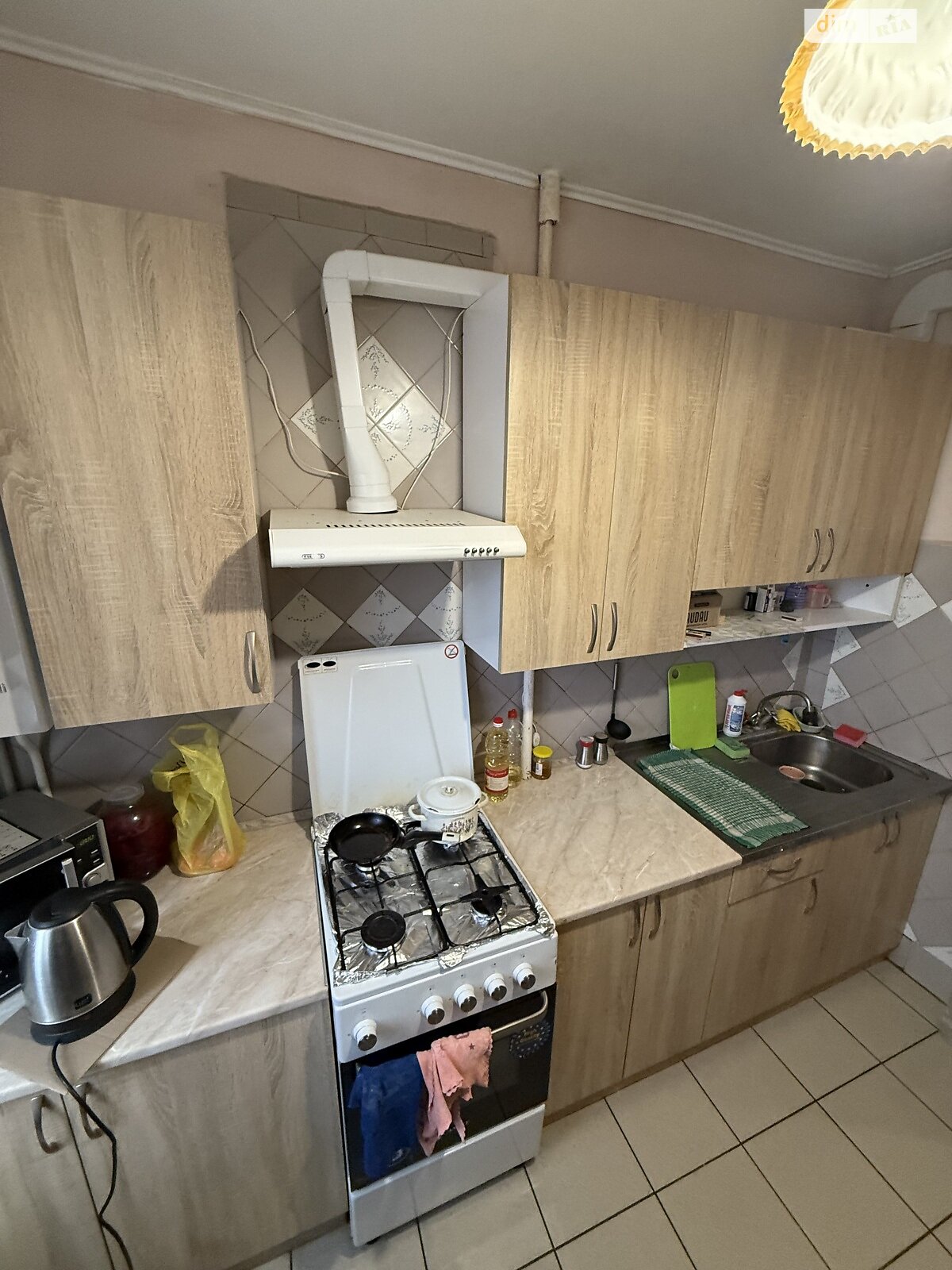 трехкомнатная квартира в Тернополе, район Оболоня, на ул. Оболоня 11 в аренду на долгий срок помесячно фото 1 трехкомнатная квартира в Тернополе, район Оболоня, на ул. Оболоня 11 в аренду на долгий срок помесячно фото 1