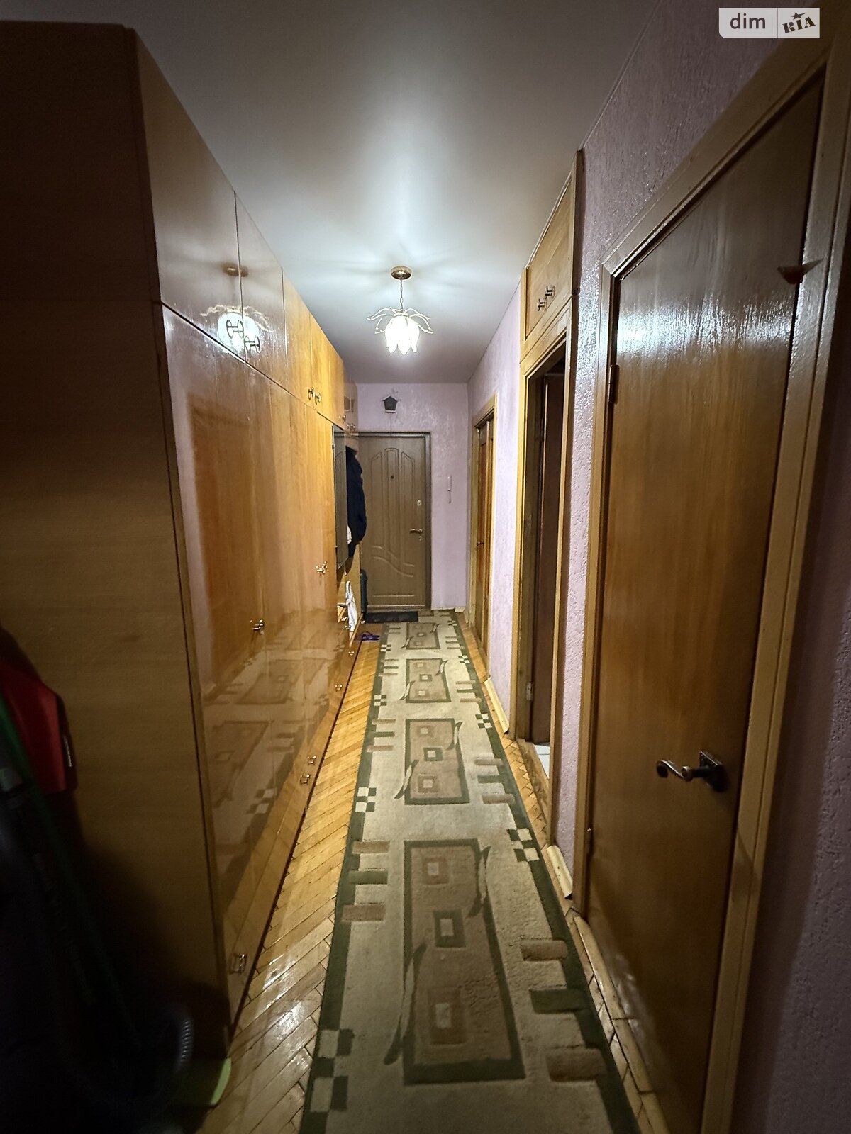 трехкомнатная квартира в Тернополе, район Оболоня, на ул. Оболоня 11 в аренду на долгий срок помесячно фото 1 трехкомнатная квартира в Тернополе, район Оболоня, на ул. Оболоня 11 в аренду на долгий срок помесячно фото 1