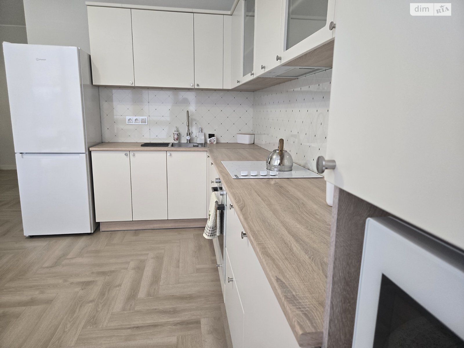 двухкомнатная квартира в Тернополе, район Оболоня, на ул. Стадниковой Софии 16 в аренду на долгий срок помесячно фото 1 двухкомнатная квартира в Тернополе, район Оболоня, на ул. Стадниковой Софии 16 в аренду на долгий срок помесячно фото 1