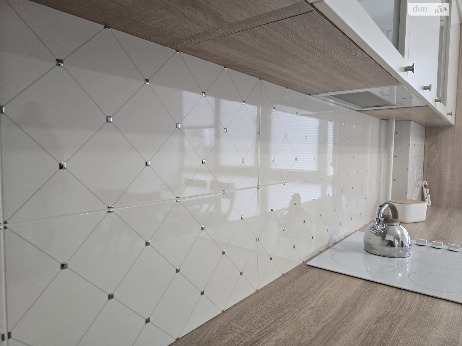 двухкомнатная квартира в Тернополе, район Оболоня, на ул. Стадниковой Софии 16 в аренду на долгий срок помесячно фото 1 двухкомнатная квартира в Тернополе, район Оболоня, на ул. Стадниковой Софии 16 в аренду на долгий срок помесячно фото 1