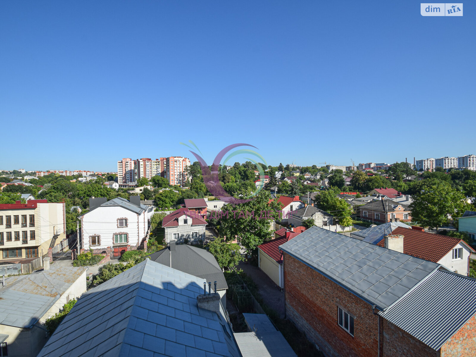 трехкомнатная квартира с ремонтом в Тернополе, район Оболоня, на ул. Тихая 6 в аренду на долгий срок помесячно фото 1