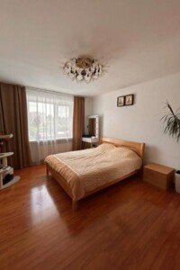 трикімнатна квартира в Тернополі, район Оболоня, на вул. Тиха в довготривалу оренду помісячно фото 2