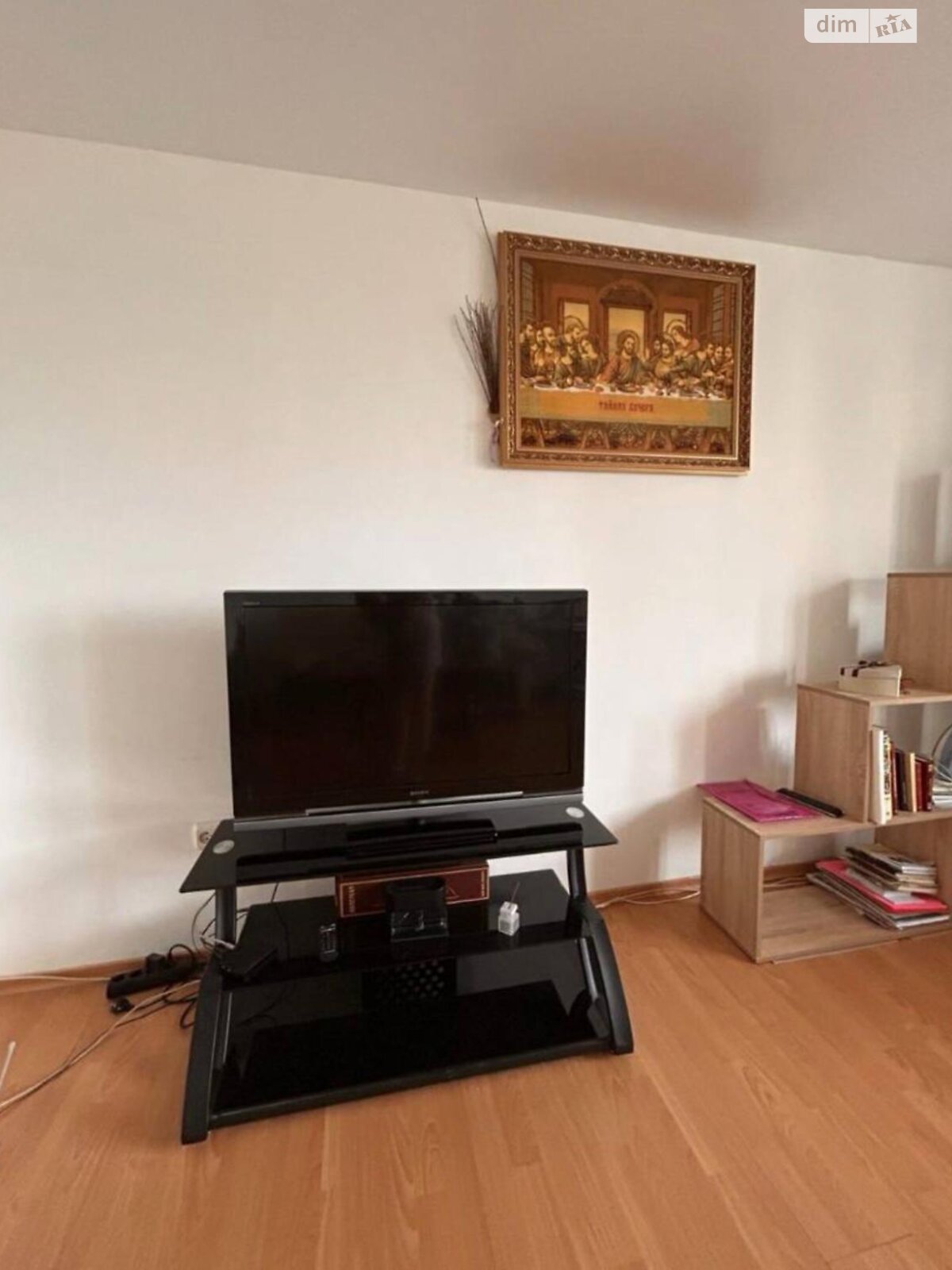 трикімнатна квартира в Тернополі, район Оболоня, на вул. Тиха в довготривалу оренду помісячно фото 1