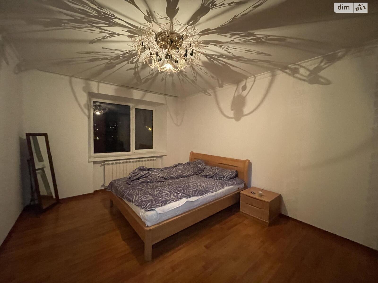 трикімнатна квартира в Тернополі, район Оболоня, на вул. Тиха в довготривалу оренду помісячно фото 1