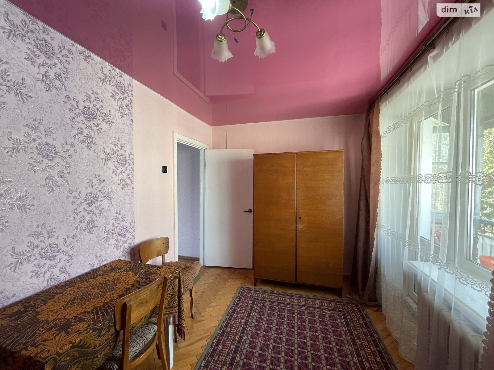 трехкомнатная квартира в Тернополе, район Оболоня, на ул. Торговица в аренду на долгий срок помесячно фото 1 трехкомнатная квартира в Тернополе, район Оболоня, на ул. Торговица в аренду на долгий срок помесячно фото 1