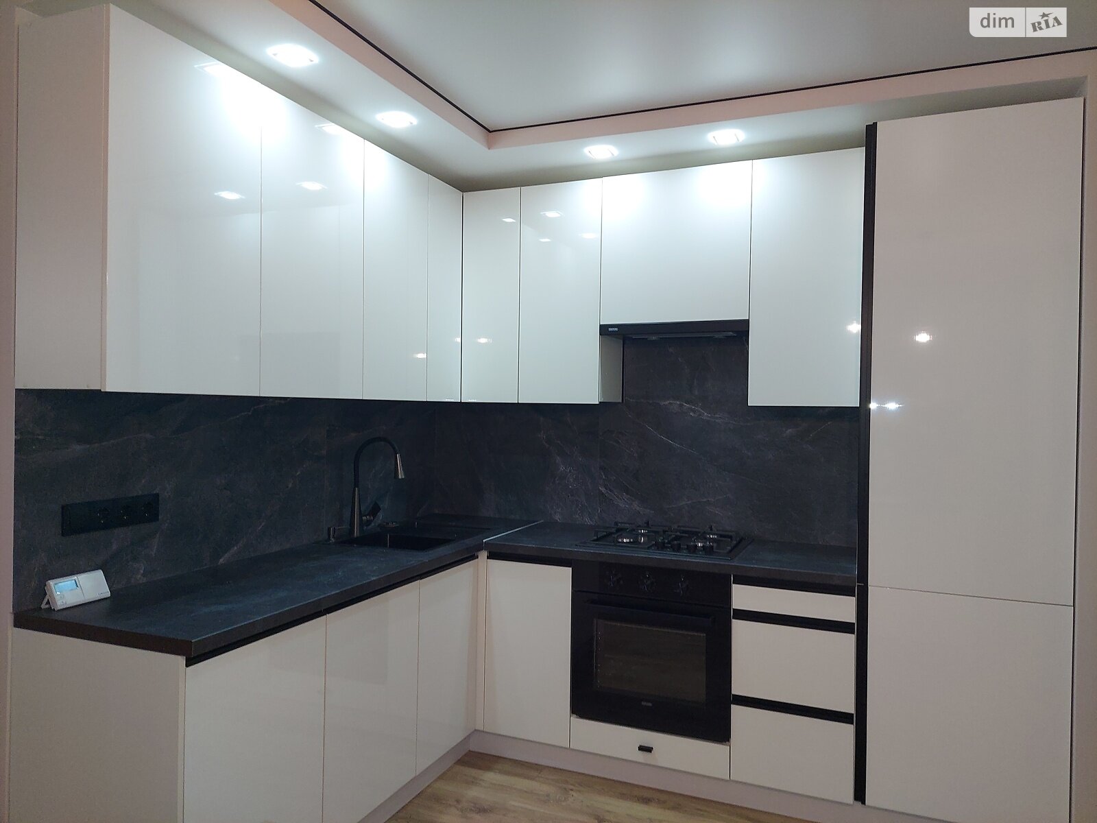 двокімнатна квартира в Тернополі, на вул. Підволочиське шосе, кв. 64 в довготривалу оренду помісячно фото 1 двокімнатна квартира в Тернополі, на вул. Підволочиське шосе, кв. 64 в довготривалу оренду помісячно фото 1