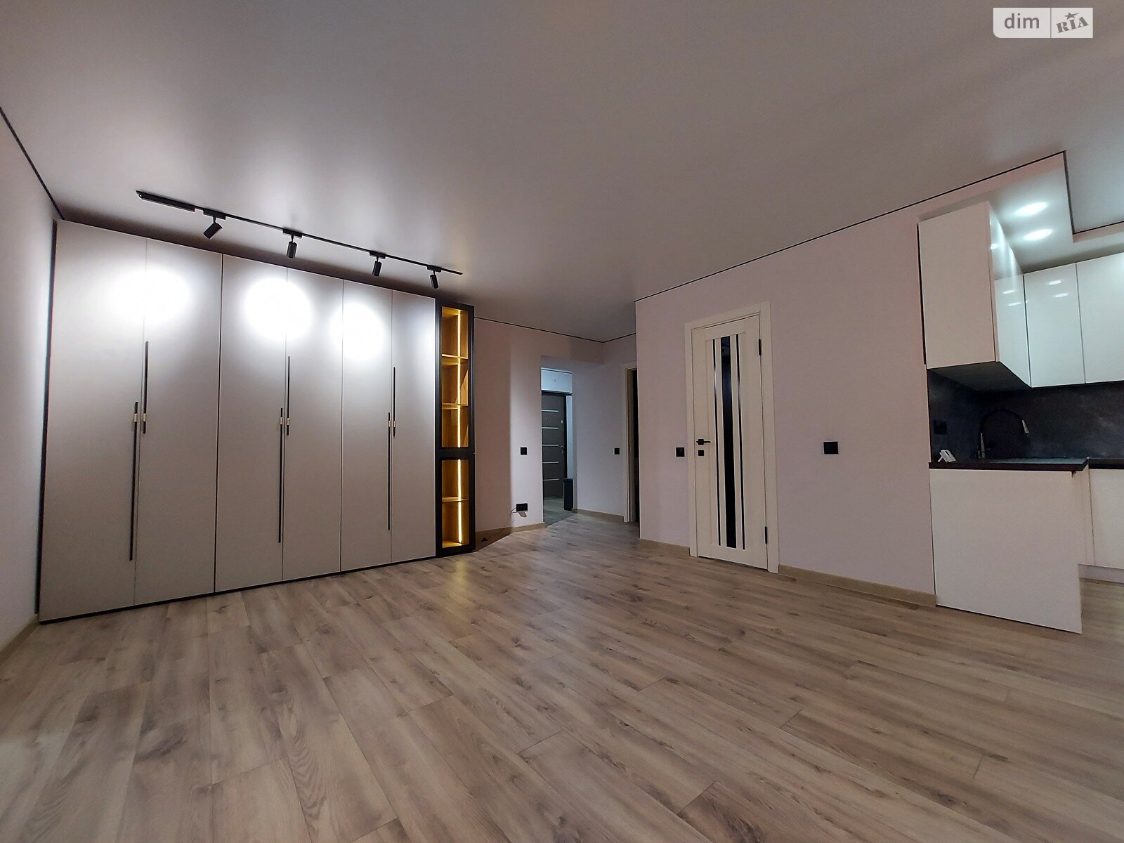 двокімнатна квартира в Тернополі, на вул. Підволочиське шосе, кв. 64 в довготривалу оренду помісячно фото 1 двокімнатна квартира в Тернополі, на вул. Підволочиське шосе, кв. 64 в довготривалу оренду помісячно фото 1