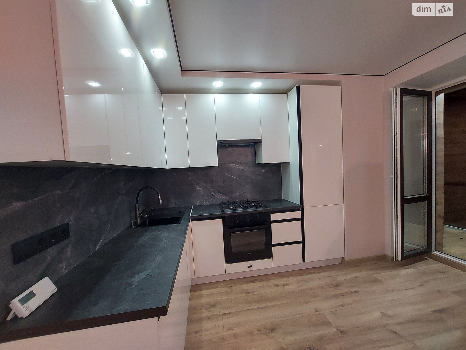 двокімнатна квартира в Тернополі, на вул. Підволочиське шосе, кв. 64 в довготривалу оренду помісячно фото 1 двокімнатна квартира в Тернополі, на вул. Підволочиське шосе, кв. 64 в довготривалу оренду помісячно фото 1