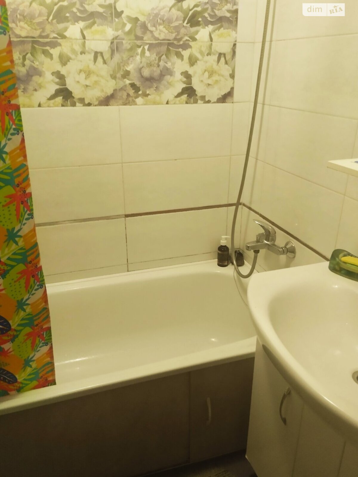 однокімнатна квартира з меблями в Тернополі, район Промисловий Північний, на вул. Бродівська в довготривалу оренду помісячно фото 1 однокімнатна квартира з меблями в Тернополі, район Промисловий Північний, на вул. Бродівська в довготривалу оренду помісячно фото 1