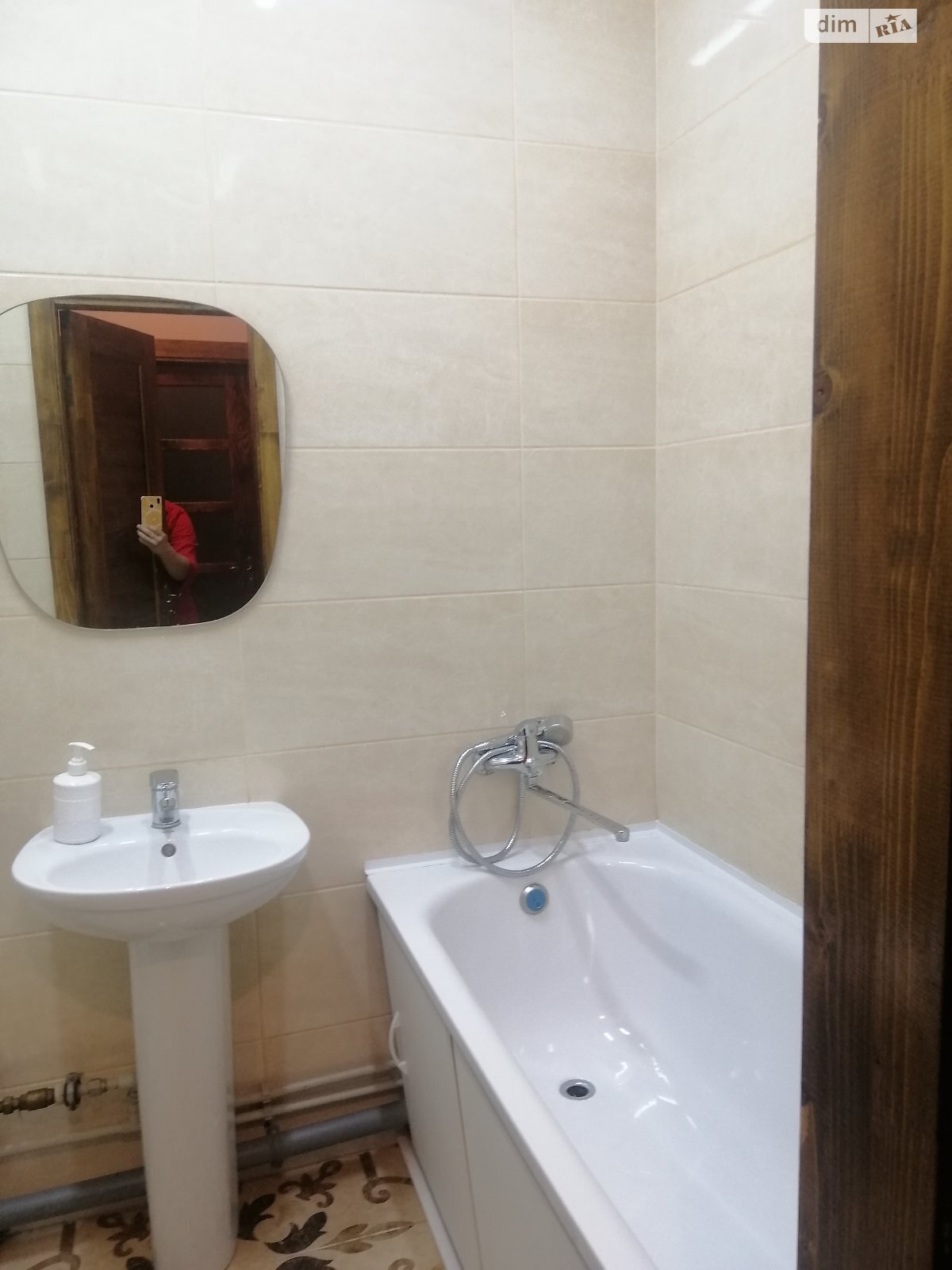 однокомнатная квартира в Тернополе, район Промышленный Северный, на ул. Бродовская 53 в аренду на долгий срок помесячно фото 1 однокомнатная квартира в Тернополе, район Промышленный Северный, на ул. Бродовская 53 в аренду на долгий срок помесячно фото 1