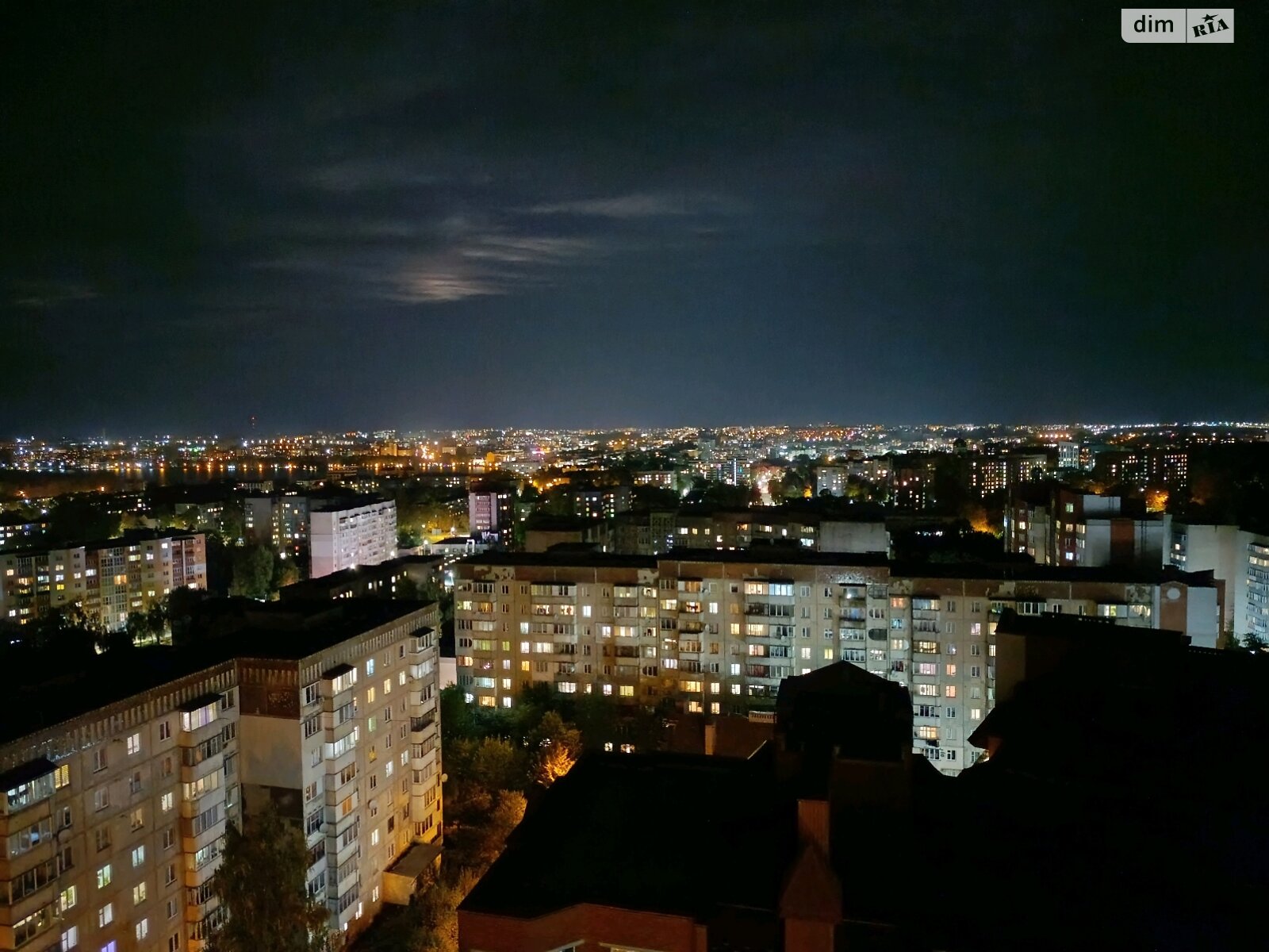 трехкомнатная квартира в Тернополе, на бул. Просвещения 12 в аренду на долгий срок помесячно фото 1