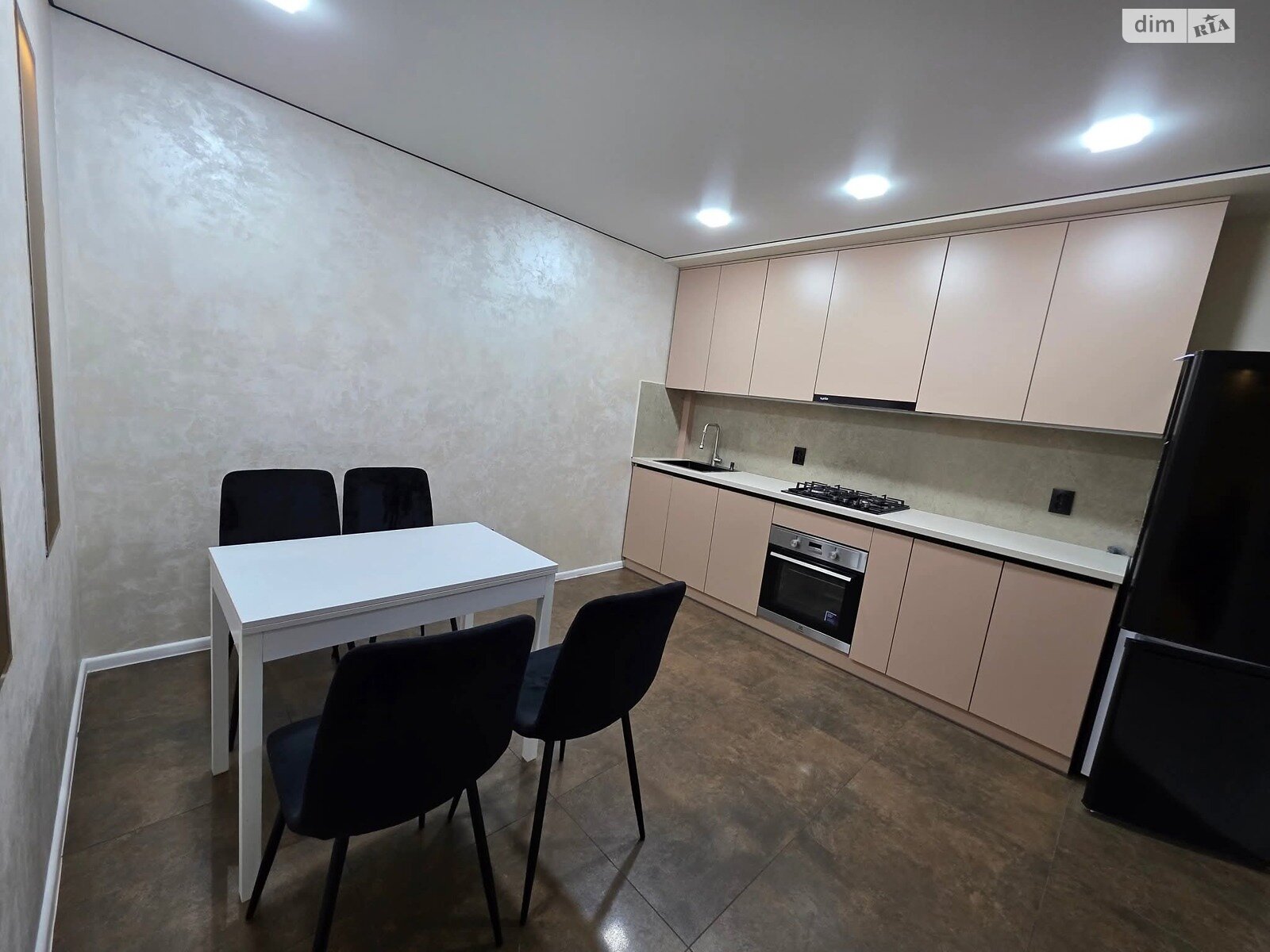 двухкомнатная квартира в Тернополе, на ул. Сахарова Андрея Академика 10 в аренду на долгий срок помесячно фото 1