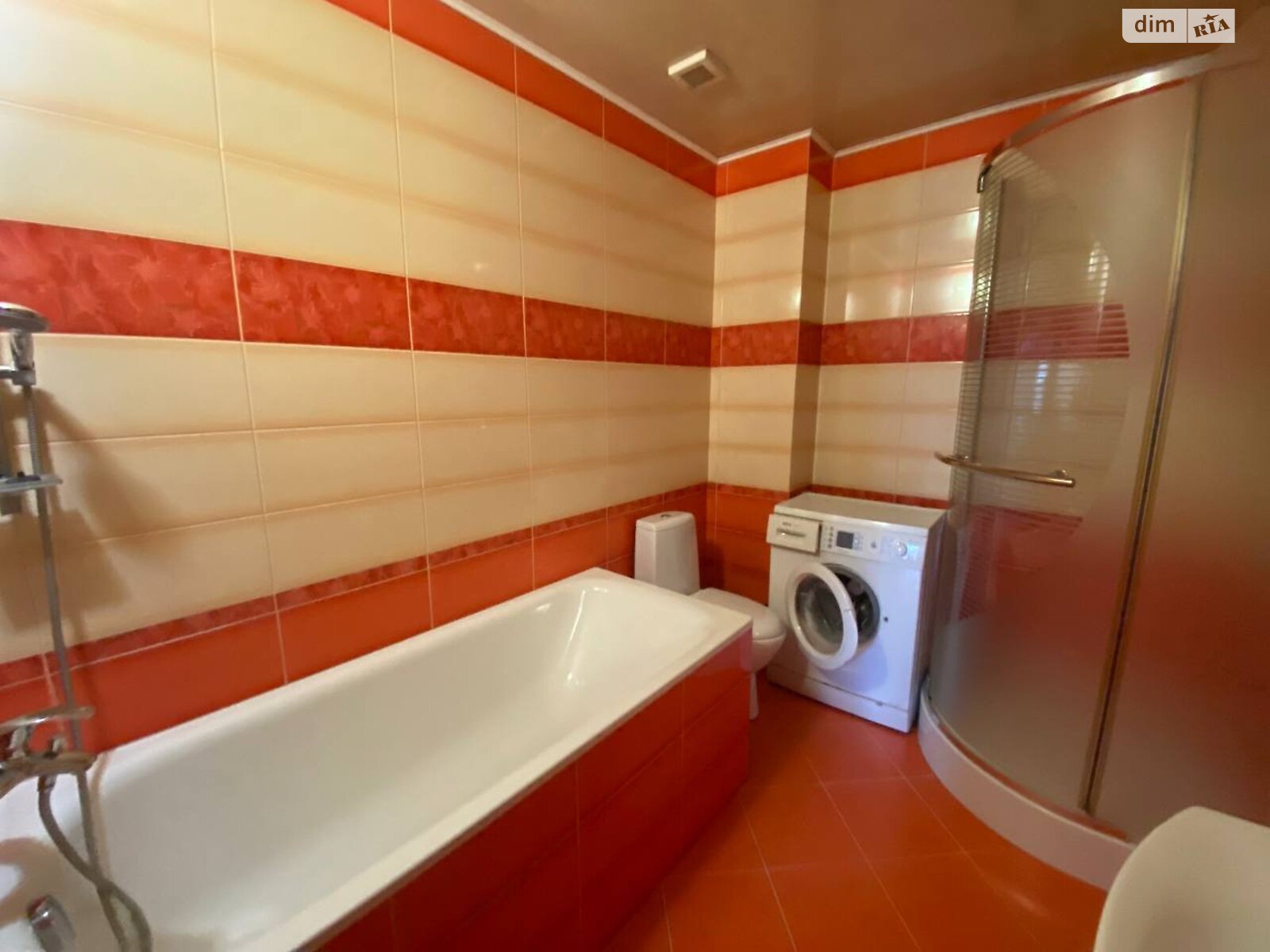 трикімнатна квартира в Тернополі, район Північний, на вул. Генерала Мирона Тарнавського в довготривалу оренду помісячно фото 1 трикімнатна квартира в Тернополі, район Північний, на вул. Генерала Мирона Тарнавського в довготривалу оренду помісячно фото 1