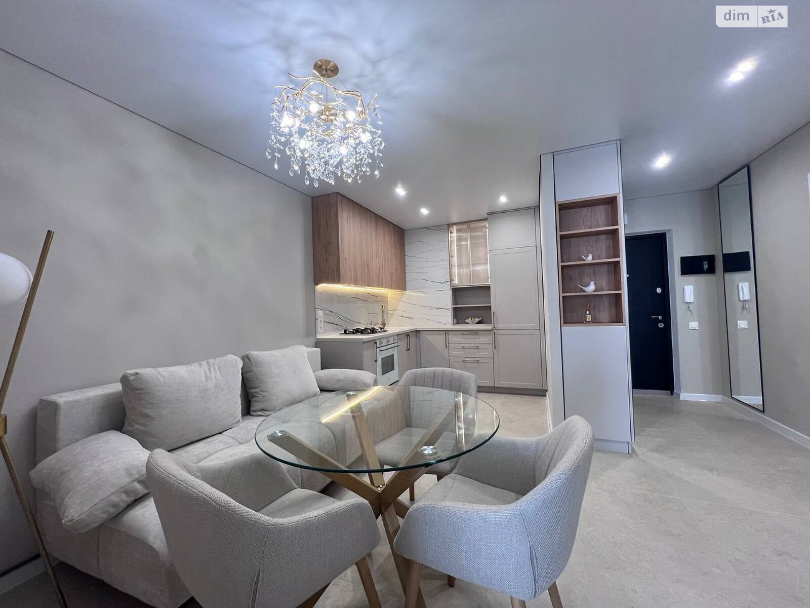 однокімнатна квартира в Тернополі, район Північний, на вул. Київська 9Д в довготривалу оренду помісячно фото 1 однокімнатна квартира в Тернополі, район Північний, на вул. Київська 9Д в довготривалу оренду помісячно фото 1