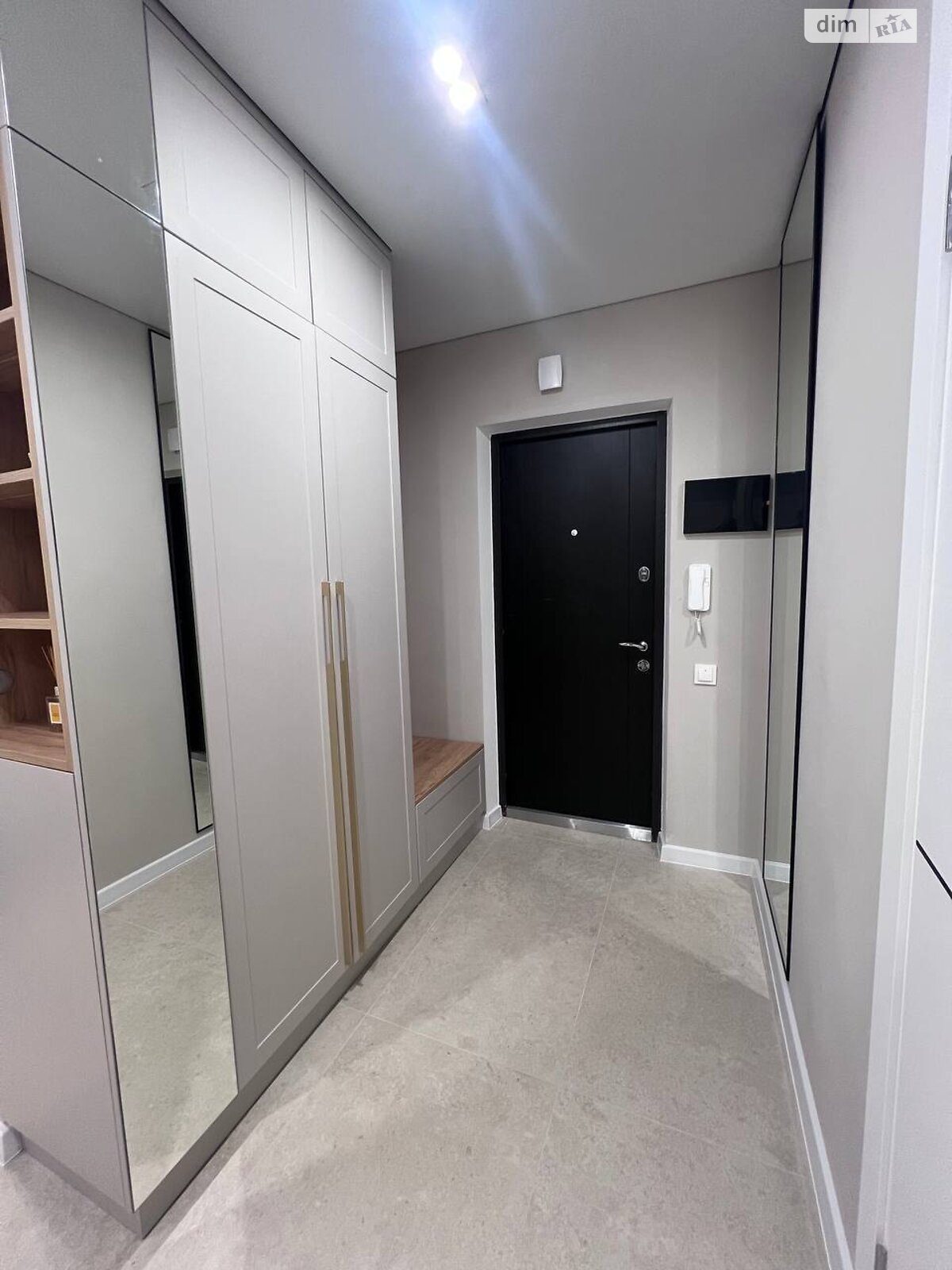 однокімнатна квартира в Тернополі, район Північний, на вул. Київська 9Д в довготривалу оренду помісячно фото 1 однокімнатна квартира в Тернополі, район Північний, на вул. Київська 9Д в довготривалу оренду помісячно фото 1