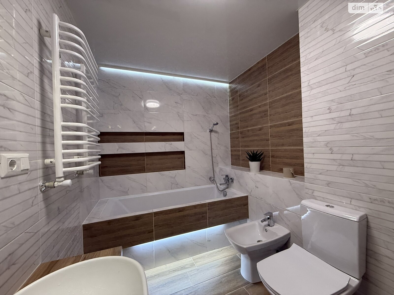 двухкомнатная квартира в Тернополе, район Северный, на ул. Киевская в аренду на долгий срок помесячно фото 1